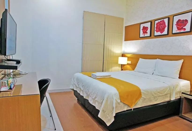 Fotos del hotel Reddoorz Near Plaza Marina:  13
