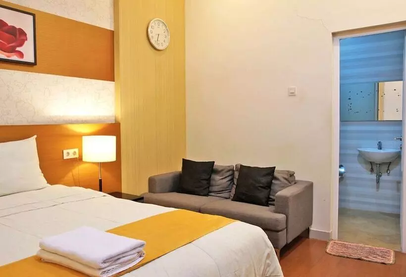 Fotos del hotel Reddoorz Near Plaza Marina:  16