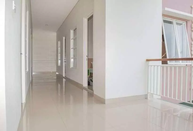 Fotos del hotel Reddoorz @ Tukad Asahan:  2