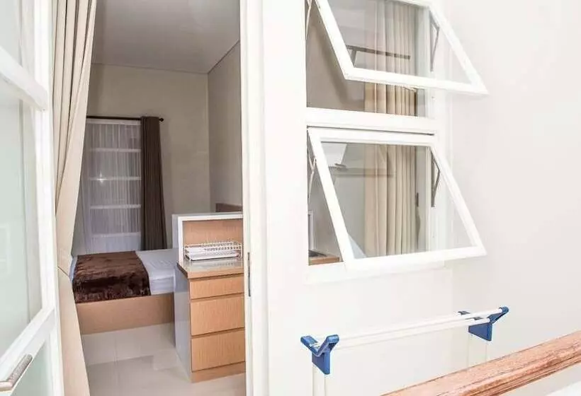 Fotos del hotel Reddoorz @ Tukad Asahan:  10