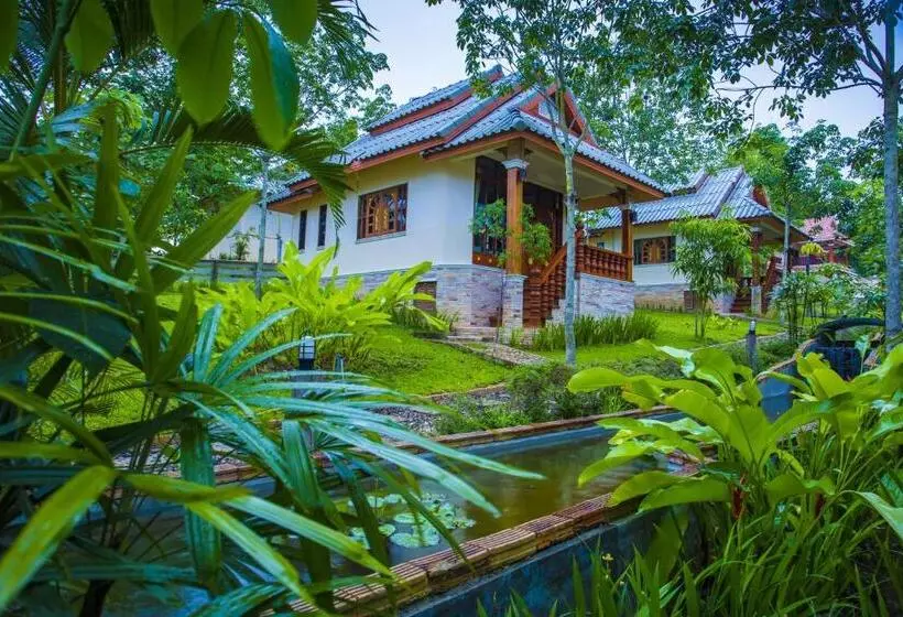 Fotos del hotel Mont Goei Pai:  14