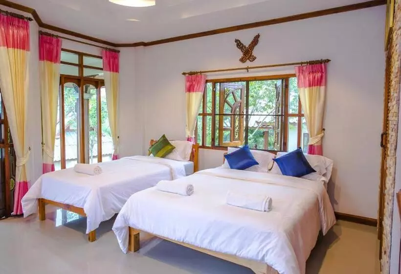 Fotos del hotel Mont Goei Pai:  11