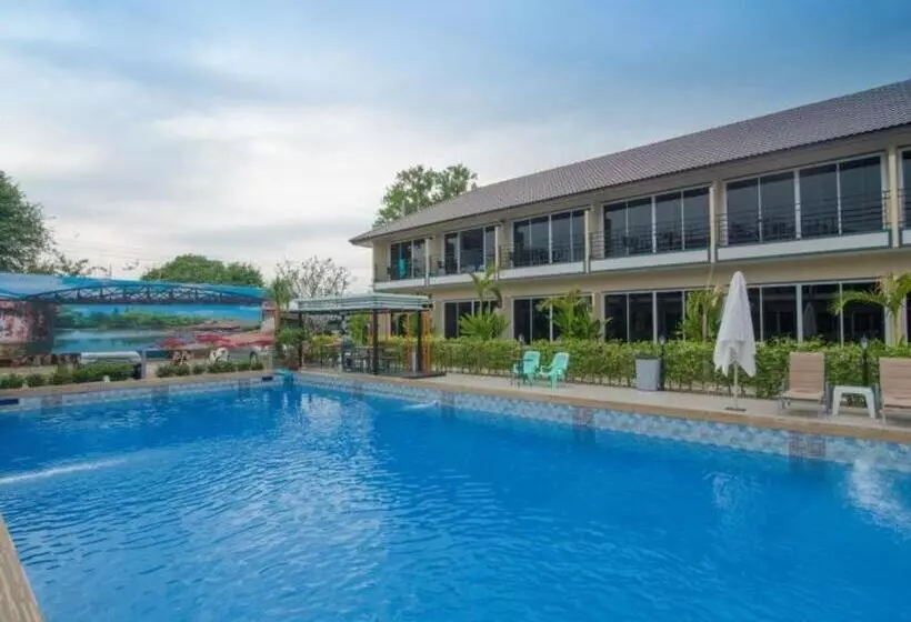 Fotos del hotel Sky Resort:  13