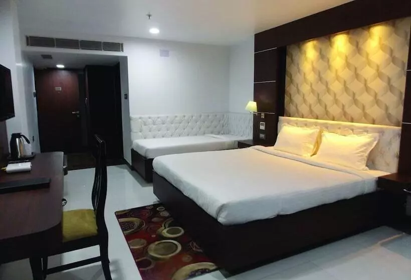 Fotos del hotel Airport City:  24