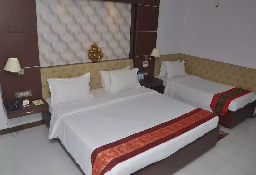 Fotos del hotel Airport City:  16