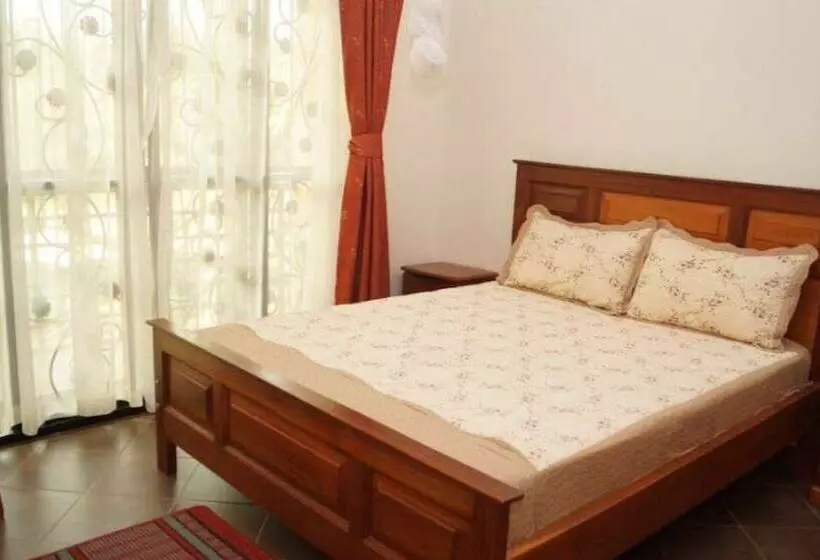 Fotos del hotel Biyem:  18