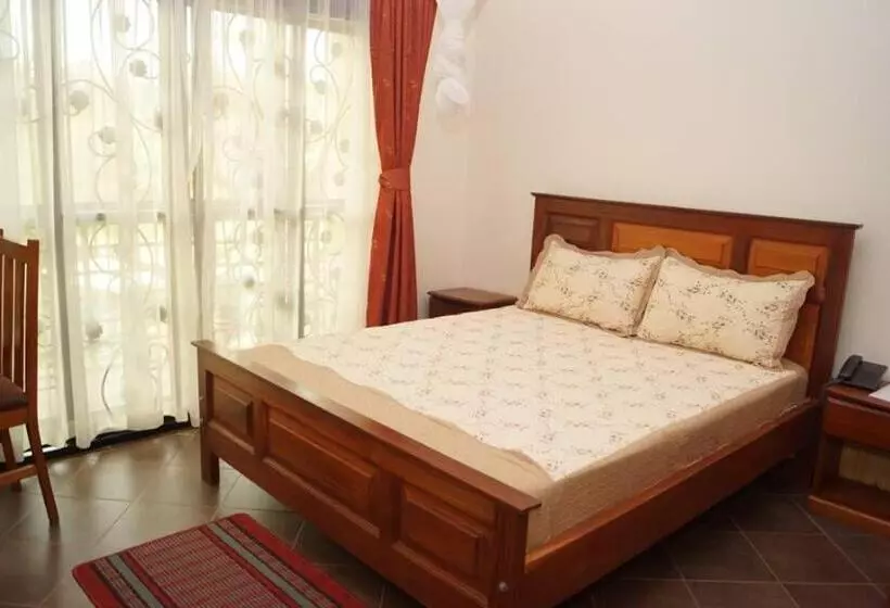 Fotos del hotel Biyem:  15