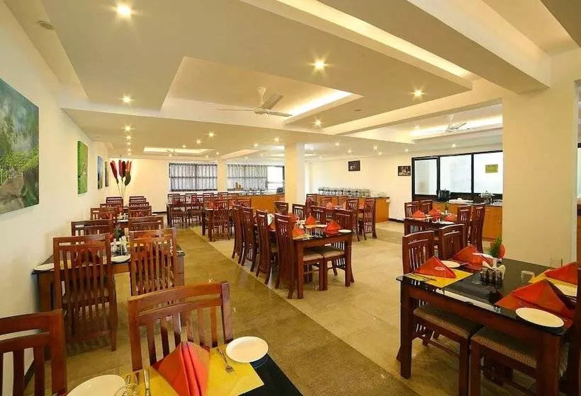 Fotos del hotel The Munnar Queen:  4