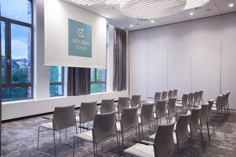 Fotos del hotel Golden Tulip Warsaw Airport:  20