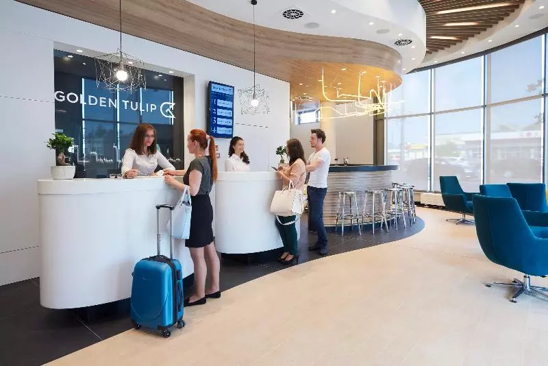 Fotos del hotel Golden Tulip Warsaw Airport:  22