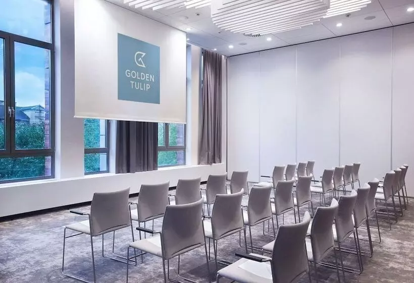 Fotos del hotel Golden Tulip Warsaw Airport:  7