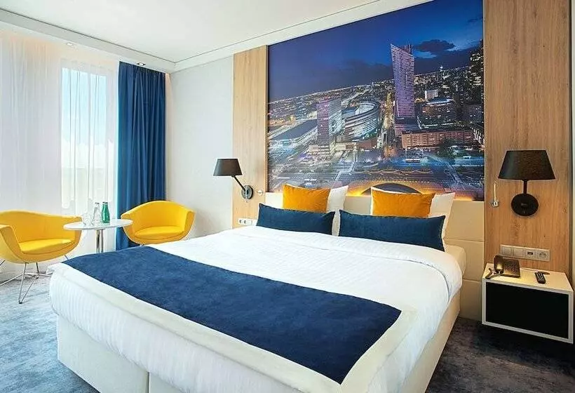 Fotos del hotel Golden Tulip Warsaw Airport:  10