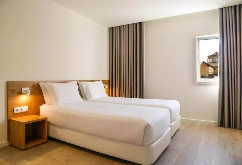 Spot Family Suites