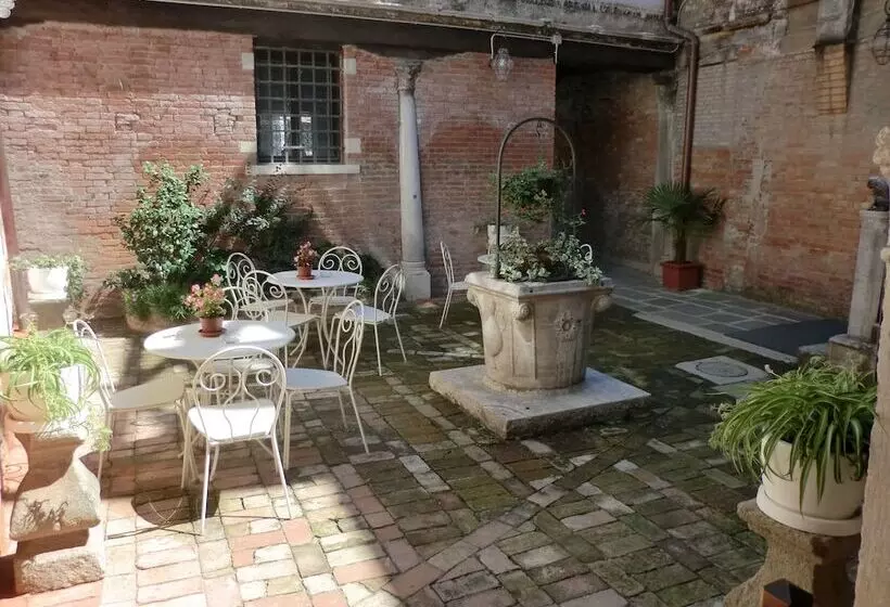 Fotos del hotel Cà Nobile Corner:  7