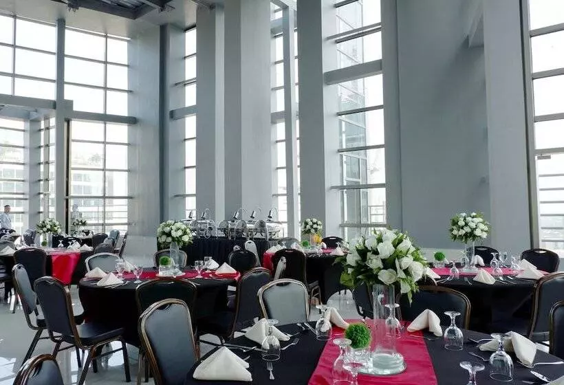 Fotos del hotel Valero Grand Suites By Swissbel  Multiple Use:  21