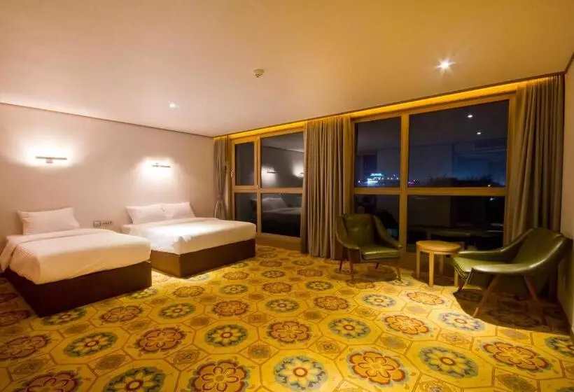 Fotos del hotel Sungsan Sunrise:  10