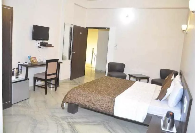 Fotos del hotel Jypore Saffron Inn & Suites:  6
