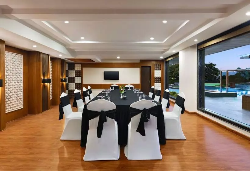 Fotos del hotel Ramada By Wyndham Varanasi Katesar:  5