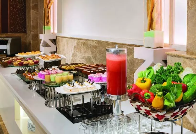 Fotos del hotel Ramada By Wyndham Varanasi Katesar:  3