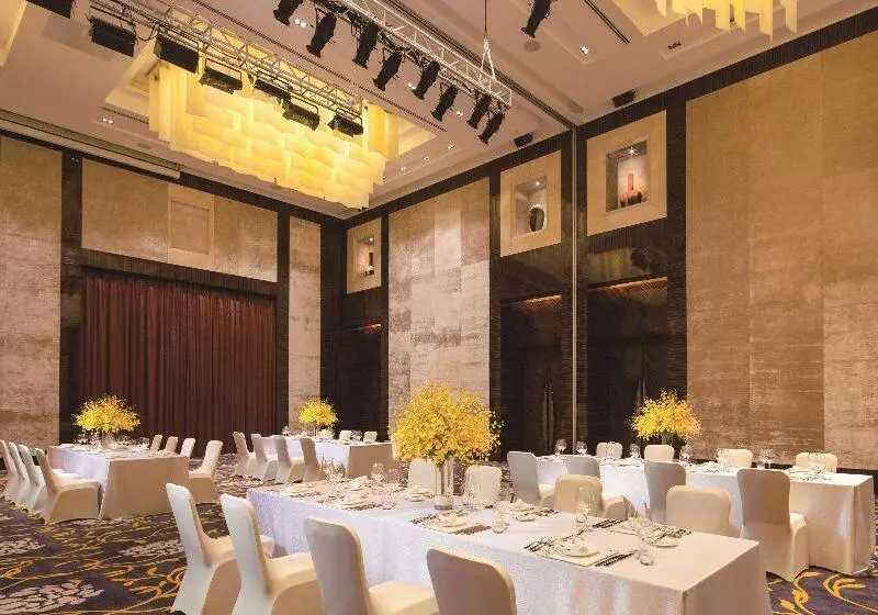 Fotos del hotel Sanya Yazhou Bay Resort, Curio Collection By Hilton:  52