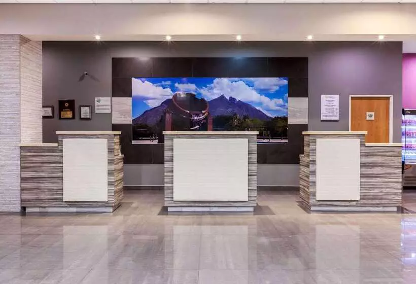Fotos del hotel La Quinta By Wyndham Monterrey Aeropuerto:  11