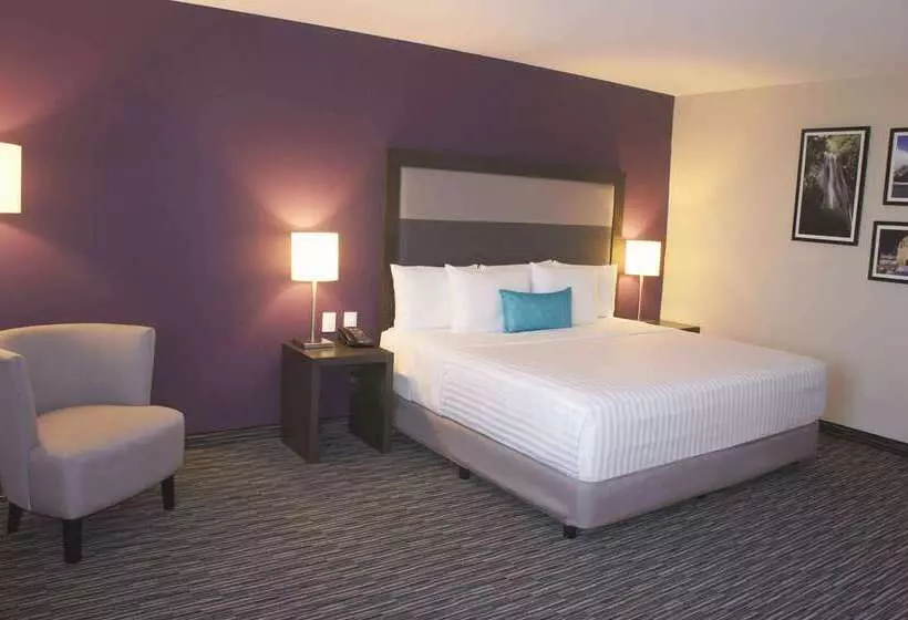 Fotos del hotel La Quinta By Wyndham Monterrey Aeropuerto:  9