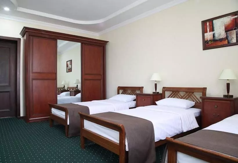 Fotos del hotel Grand Nur:  10