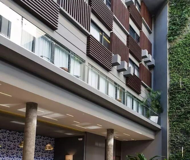 Fotos del hotel The Fives Downtown Hotel & Residences, Curio Collection by Hilton:  60