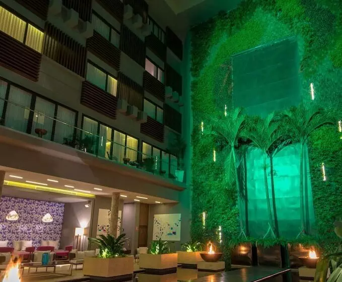 Fotos del hotel The Fives Downtown Hotel & Residences, Curio Collection by Hilton:  32