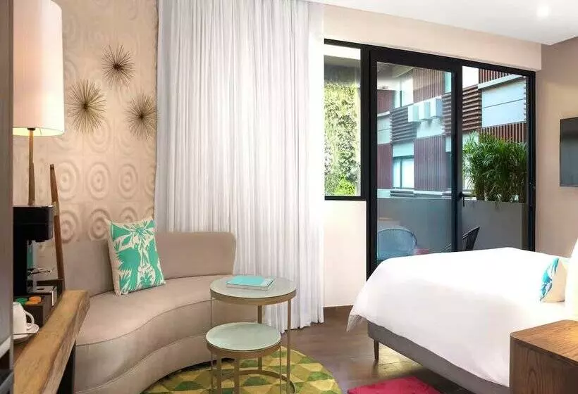 Fotos del hotel The Fives Downtown Hotel & Residences, Curio Collection by Hilton:  16