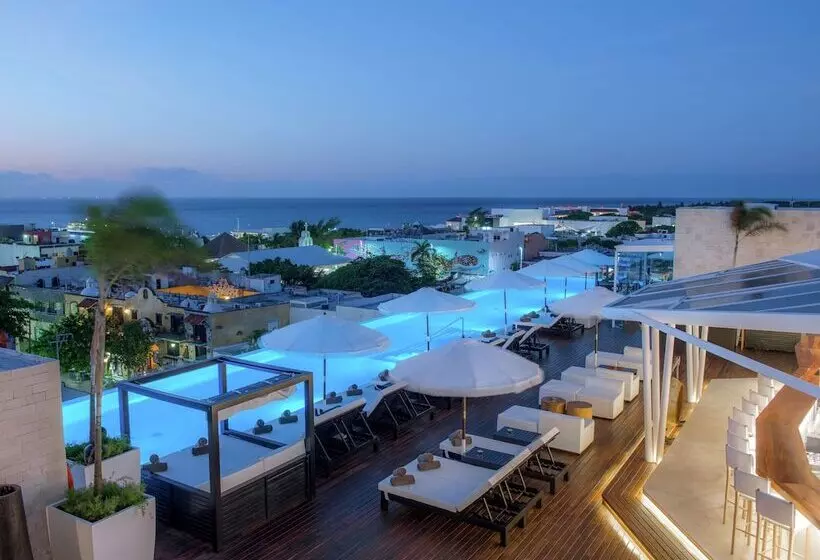 Fotos del hotel The Fives Downtown Hotel & Residences, Curio Collection by Hilton:  26