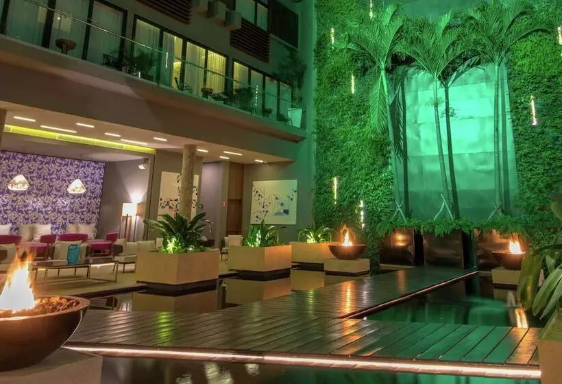 Fotos del hotel The Fives Downtown Hotel & Residences, Curio Collection by Hilton:  39