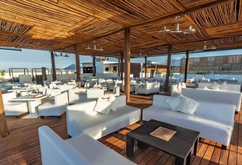 Fotos del hotel The Fives Downtown Hotel & Residences, Curio Collection by Hilton:  12