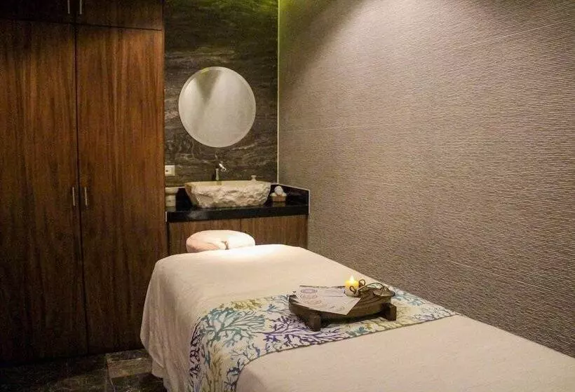 Fotos del hotel The Fives Downtown Hotel & Residences, Curio Collection by Hilton:  48