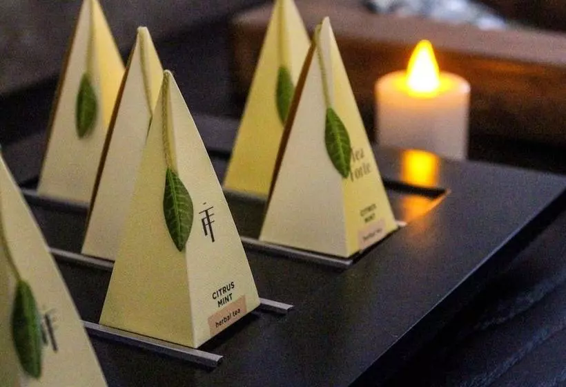 Fotos del hotel The Fives Downtown Hotel & Residences, Curio Collection by Hilton:  25