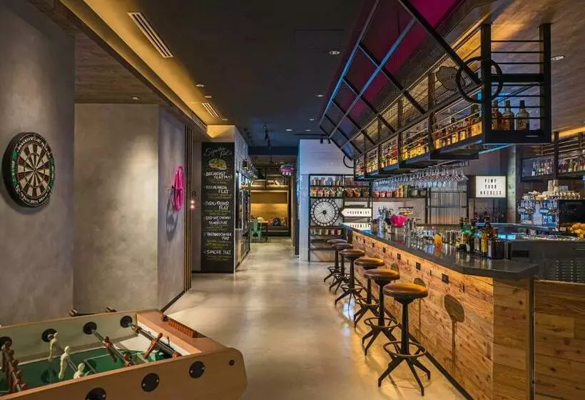 Fotos del hotel Moxy Osaka Honmachi By Marriott:  4