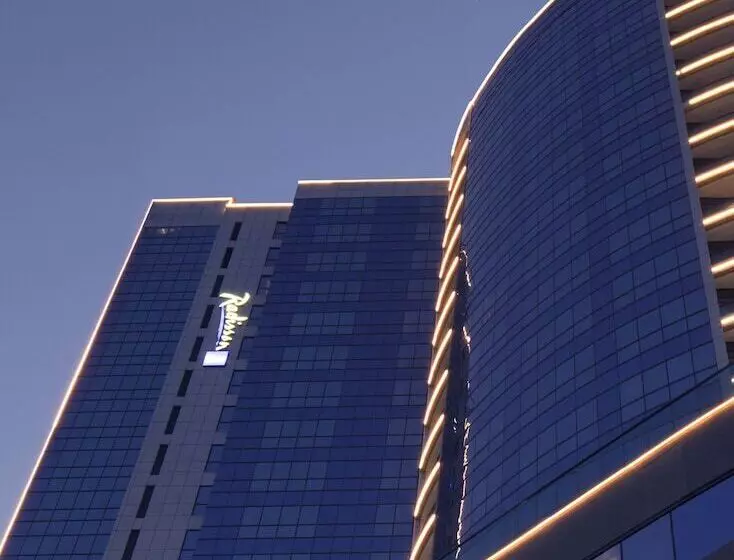 Fotos del hotel Radisson Blu Hotel, Dubai Waterfront:  2