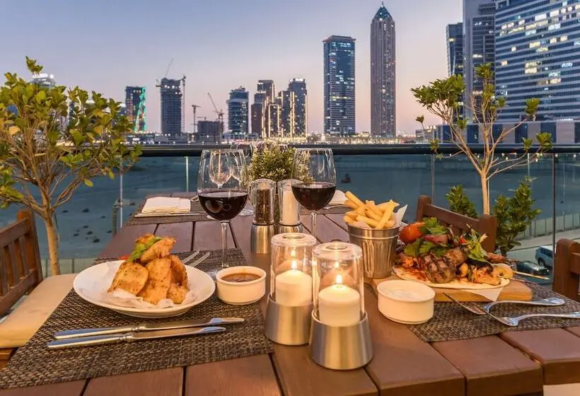 Fotos del hotel Radisson Blu Hotel, Dubai Waterfront:  83
