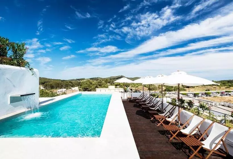 Gatzara Suites Santa Gertrudis
