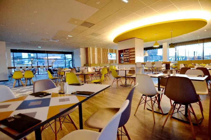 Fotos del hotel Holiday Inn Express Paris  Cdg Airport:  18