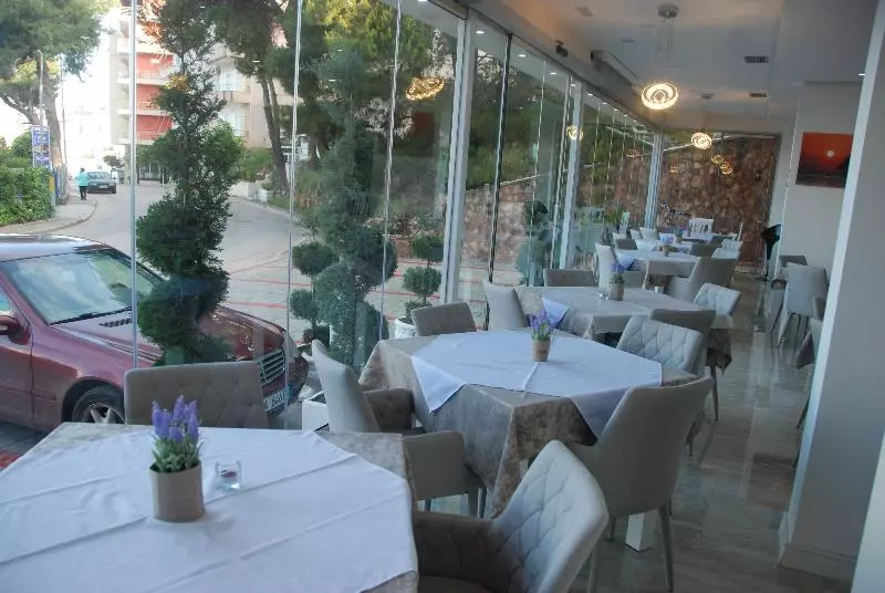 Fotos del hotel Iliria:  8