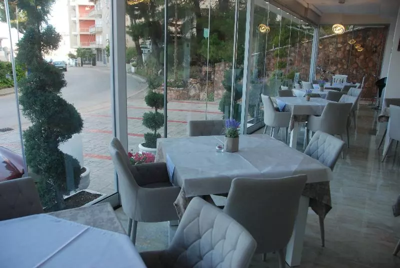 Fotos del hotel Iliria:  10