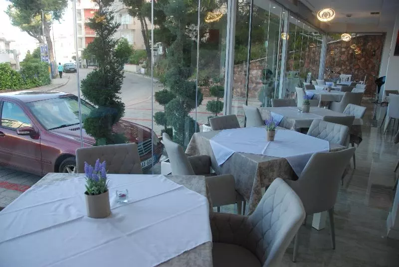 Fotos del hotel Iliria:  3