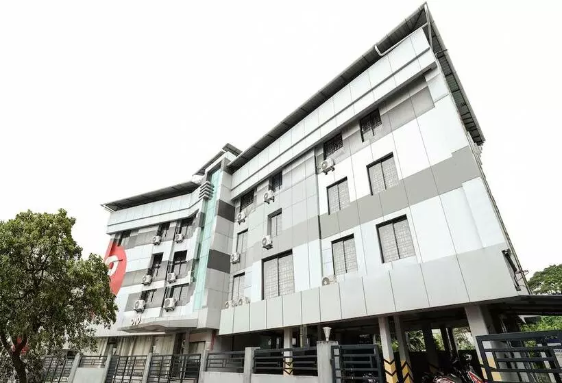 Oyo Flagship 240 South Railway Station East Gate