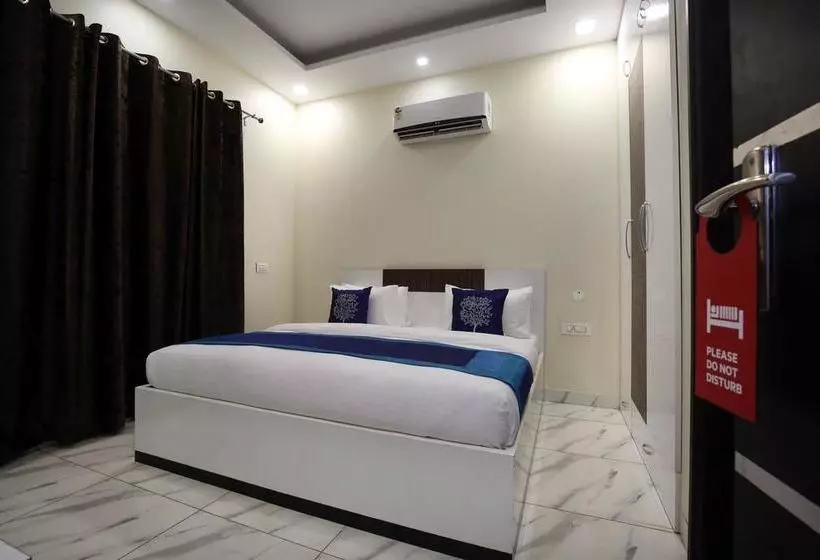 Fabhotel Shashank Villa
