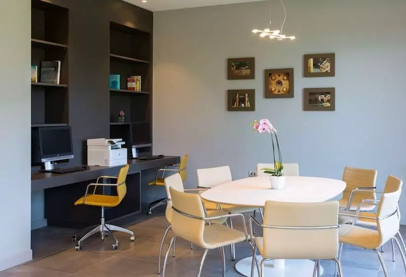 Fotos del hotel Hampton By Hilton Rome East:  14