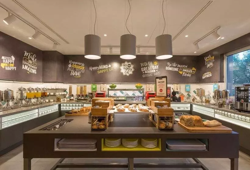 Fotos del hotel Hampton By Hilton Rome East:  16