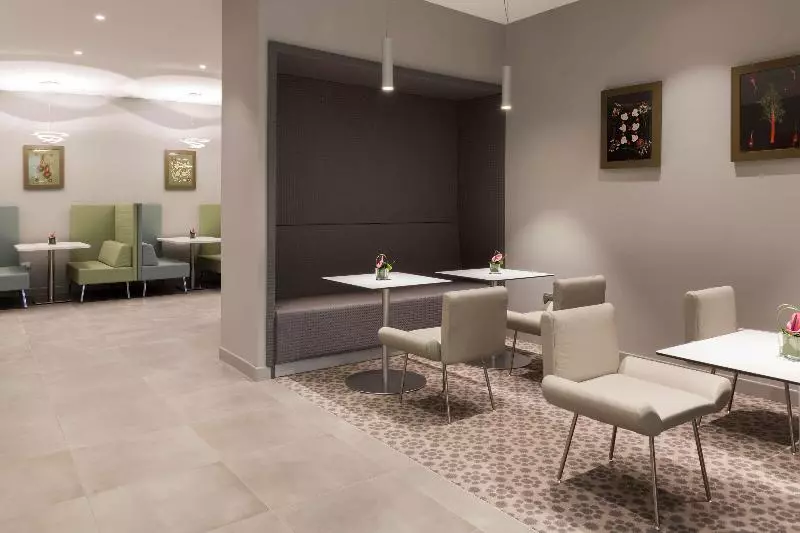 Fotos del hotel Hampton By Hilton Rome East:  18