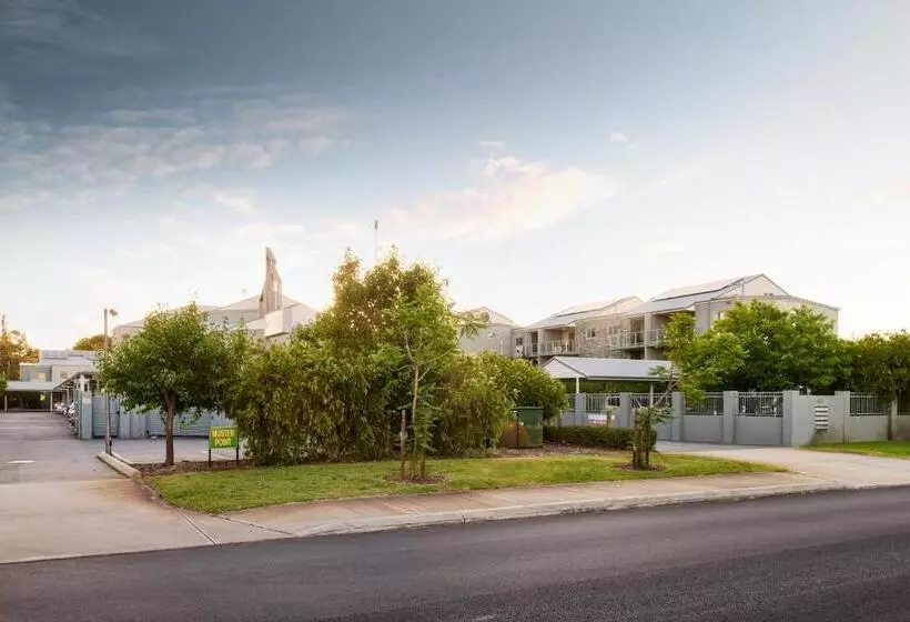 Fotos del hotel Airport Apartments By Vetroblu:  14