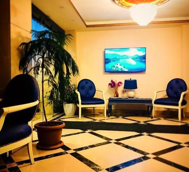 Fotos del hotel Deluxe Newport:  2
